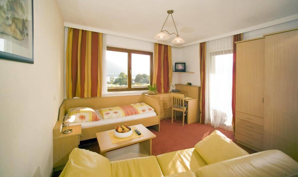 Gasthof Nindler Hotel Steindorf am Ossiacher See Exterior photo
